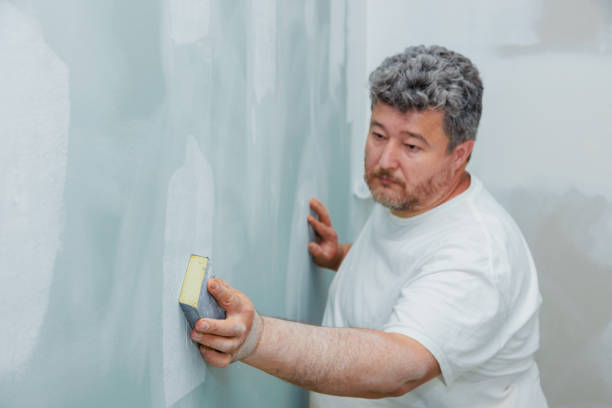 Best Biohazard Mold Removal  in Creola, AL
